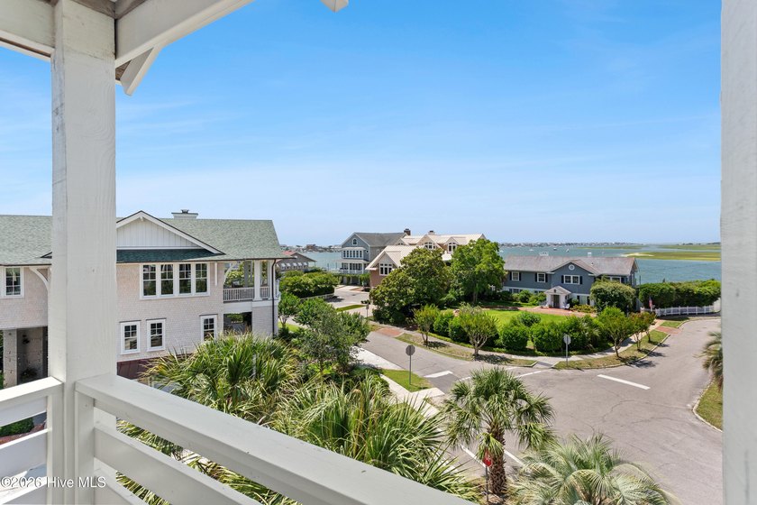 Set on one of Wrightsville Beach's most coveted streets in the - photo 26