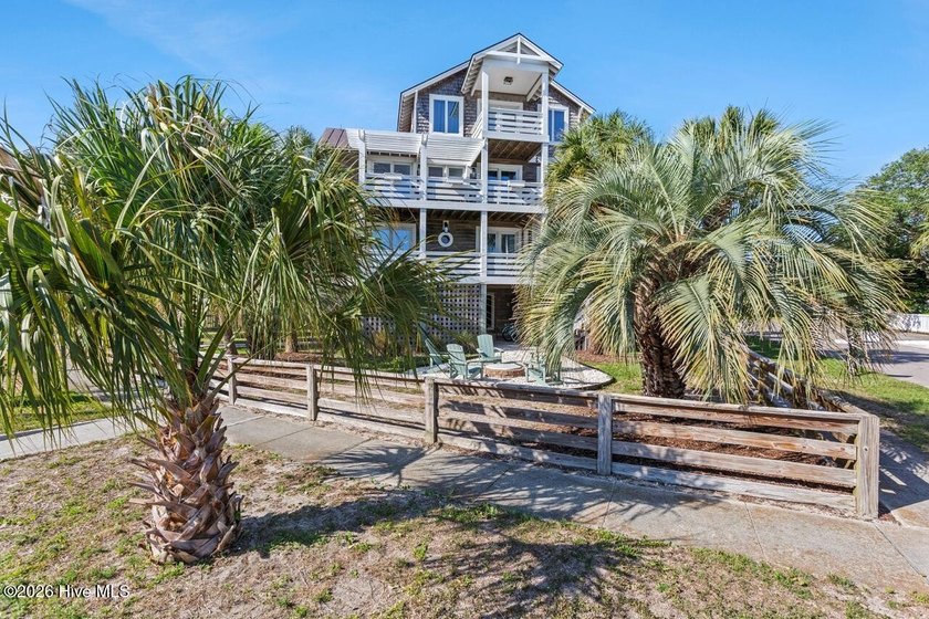 Set on one of Wrightsville Beach's most coveted streets in the - photo 47