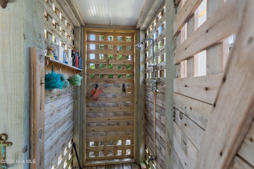 Set on one of Wrightsville Beach's most coveted streets in the - photo 48