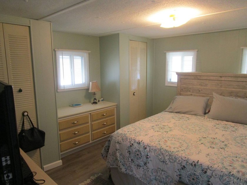 This charming 2-bedroom, 1-bath home is being offered Turnkey - photo 22