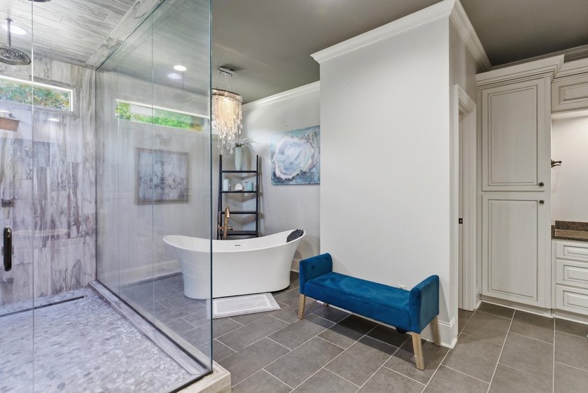 Perfectly situated on nearly 5 acres, a 5000 sq ft home plus a - photo 36