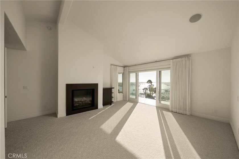 Perched on the coveted Corona del Mar bluff, this exceptional - photo 13