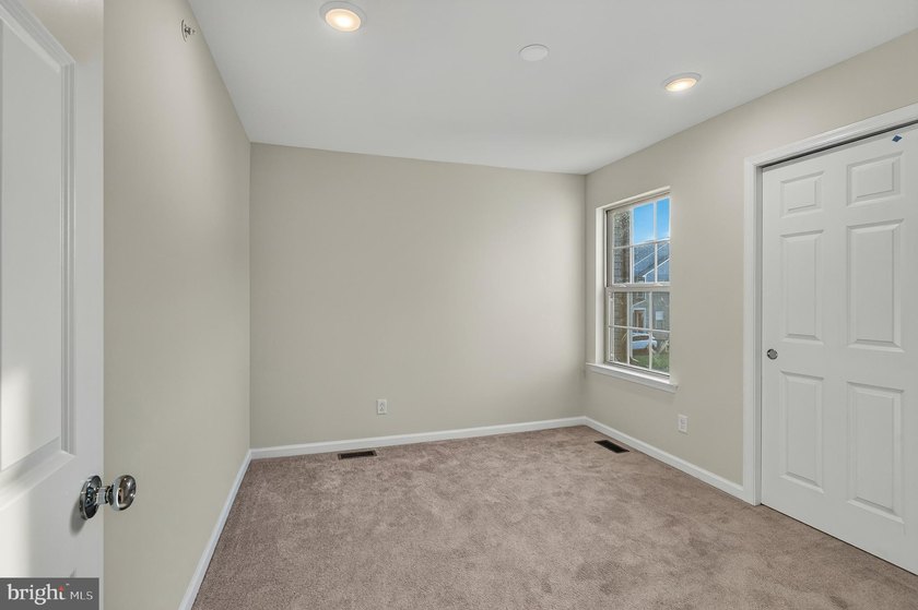 Welcome to this stunning new construction north facing townhome - photo 28