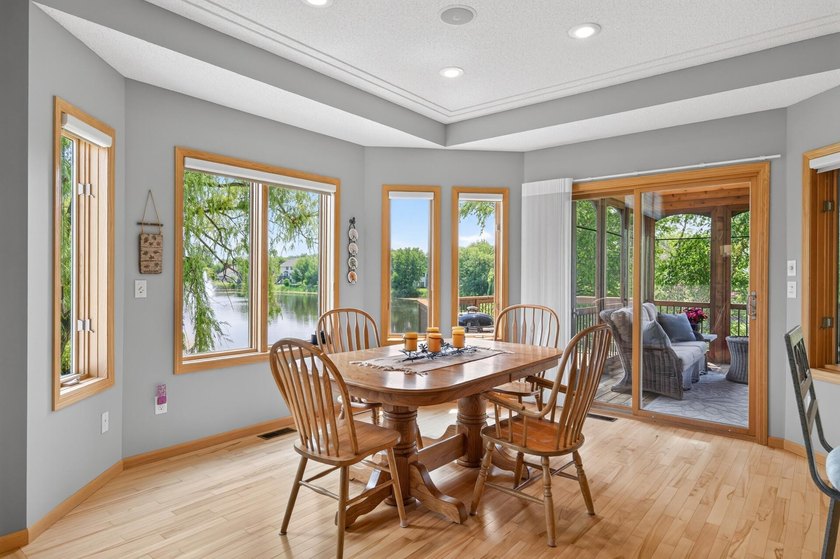 We are under contract. No more showings accepted. Welcome to - photo 16