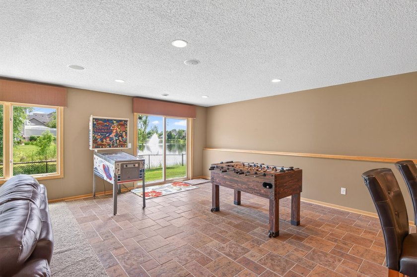 We are under contract. No more showings accepted. Welcome to - photo 31