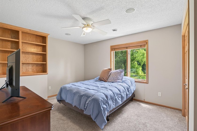 We are under contract. No more showings accepted. Welcome to - photo 39