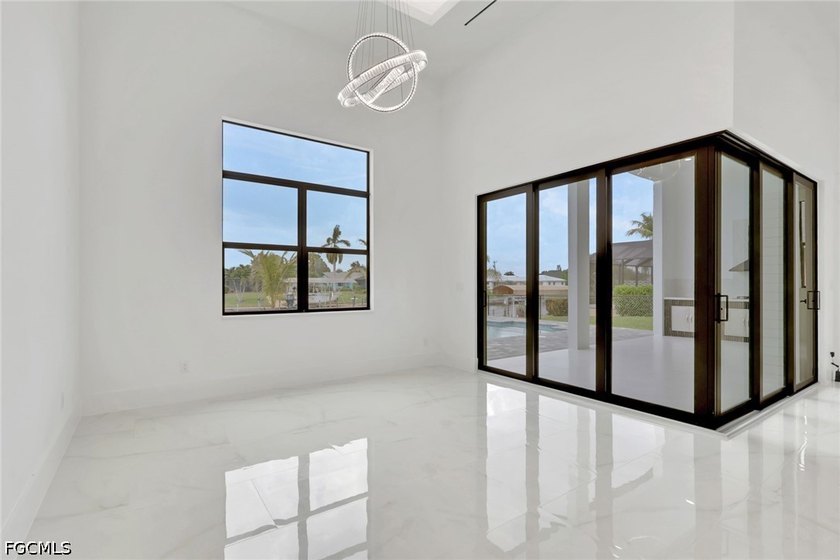 Welcome to this stunning 5 bedroom, 3.5 bathroom Gulf access - photo 12
