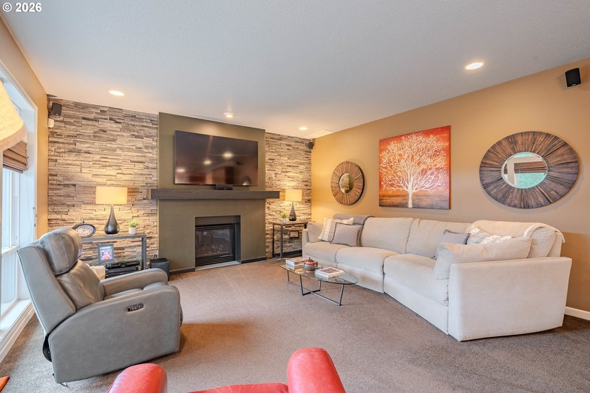 Welcome to The Felida Pinnacle - a rare opportunity to own a - photo 14