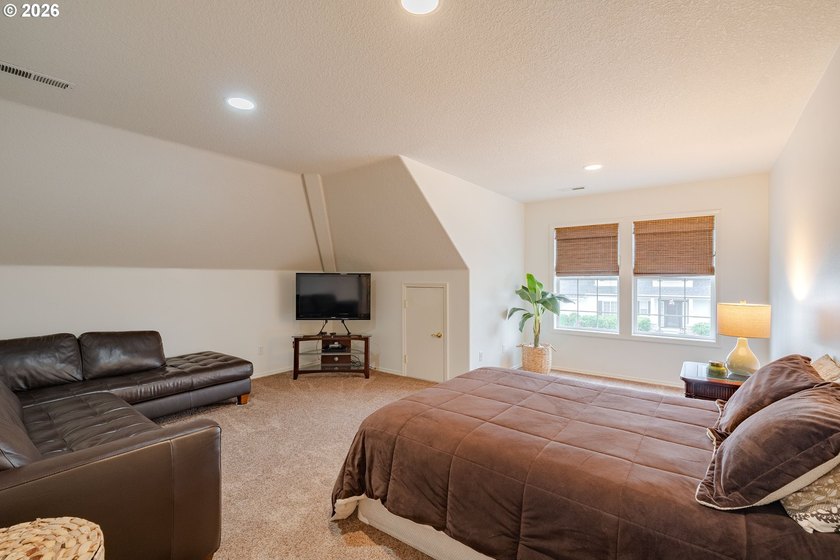 Welcome to The Felida Pinnacle - a rare opportunity to own a - photo 34