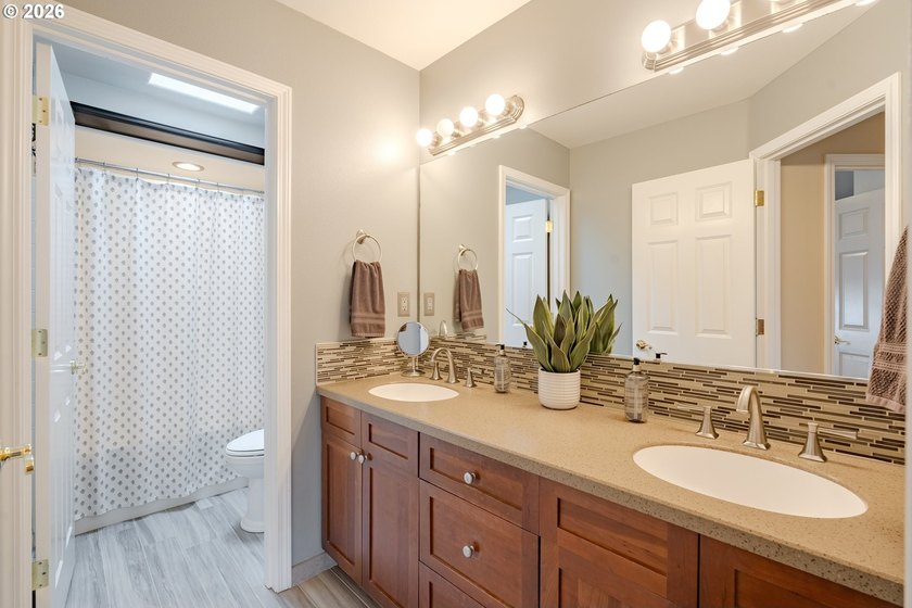 Welcome to The Felida Pinnacle - a rare opportunity to own a - photo 35