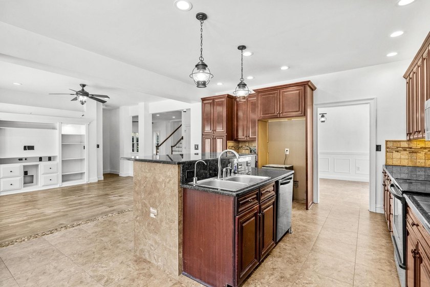 Welcome to luxury lakefront living in the highly desirable - photo 18