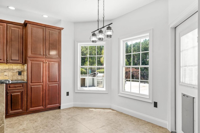 Welcome to luxury lakefront living in the highly desirable - photo 23
