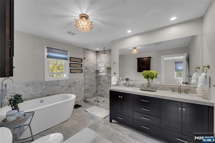 Welcome to 11 Amelia Drive in Old Tappan - a fully upgraded - photo 24