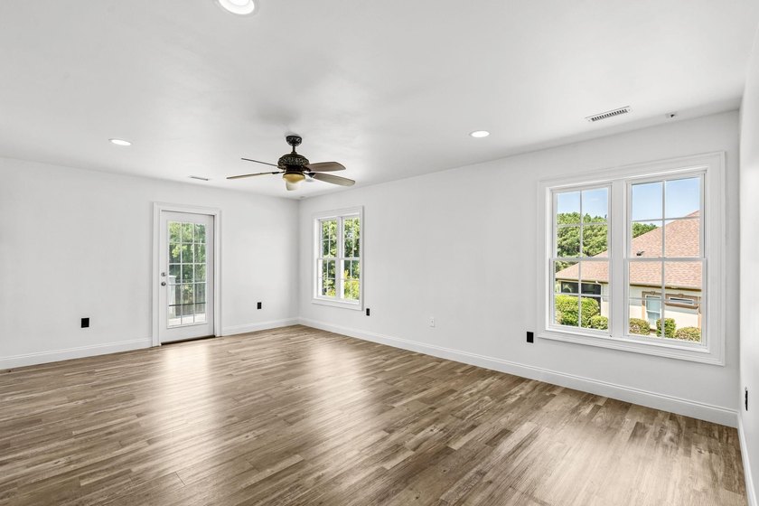 Welcome to luxury lakefront living in the highly desirable - photo 25