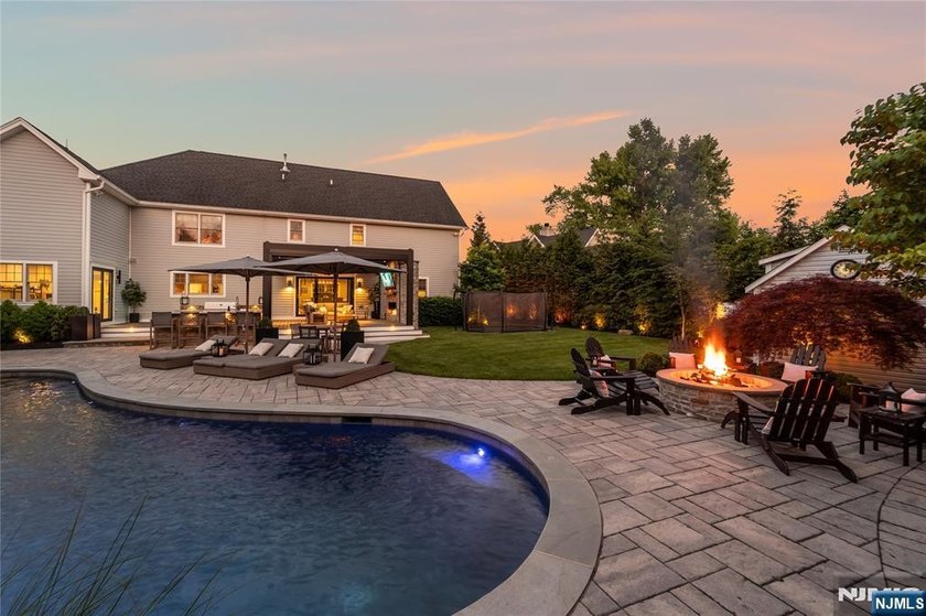 Welcome to 11 Amelia Drive in Old Tappan - a fully upgraded - photo 38