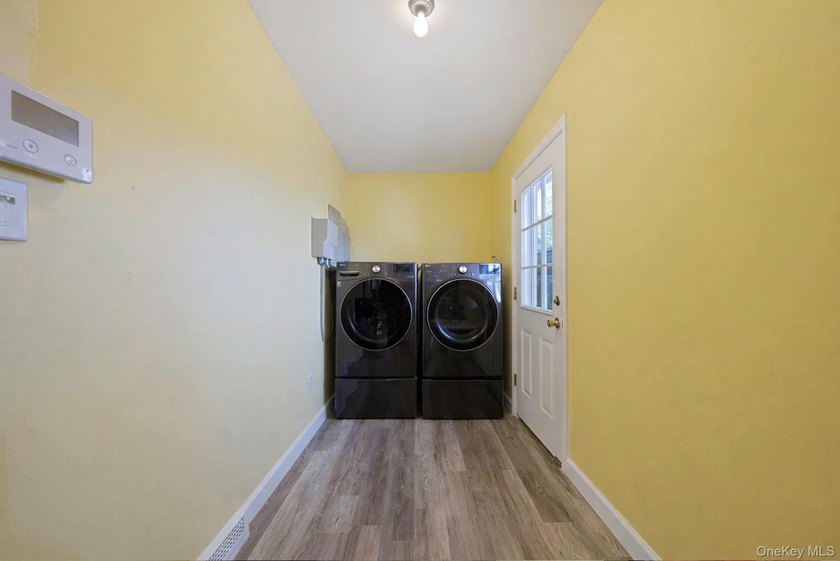**FULLY BACK ON THE MARKET!!** Welcome to 16 Manchester, a - photo 20