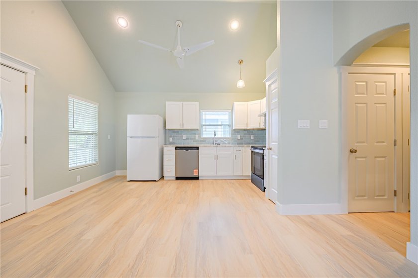 Welcome to 712 Moline, a beautifully updated coastal cottage in - photo 10