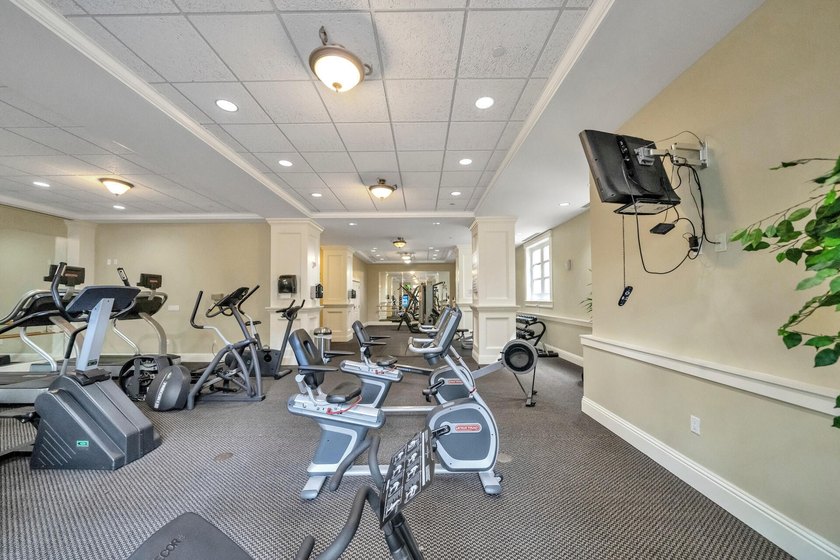 Welcome to this beautifully updated 2-bedroom, 2-bath ground - photo 34