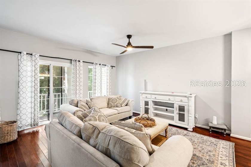Great opportunity for a mid-island home in the heart of it all - photo 17