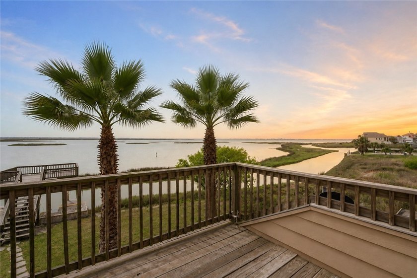 This stunning Cape Velero bayfront home offers unbeatable views - photo 6