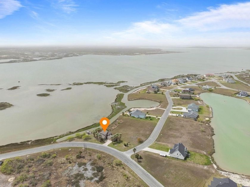 This stunning Cape Velero bayfront home offers unbeatable views - photo 8
