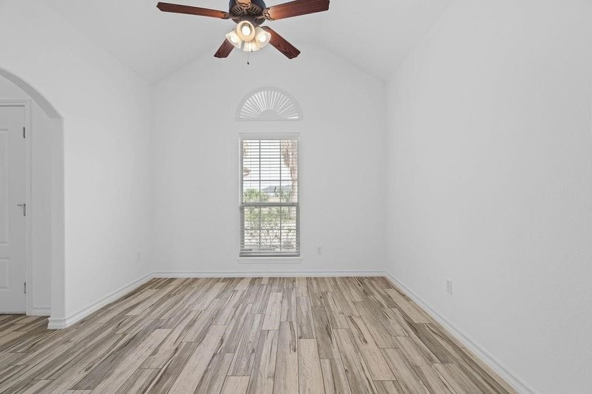 This stunning Cape Velero bayfront home offers unbeatable views - photo 10