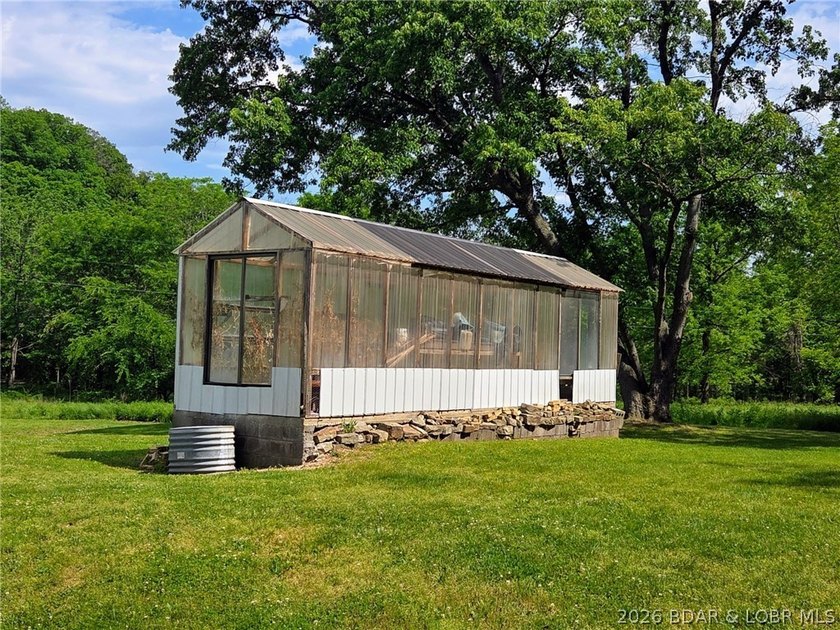 Experience the best of country living at the Lake of the Ozarks - photo 33