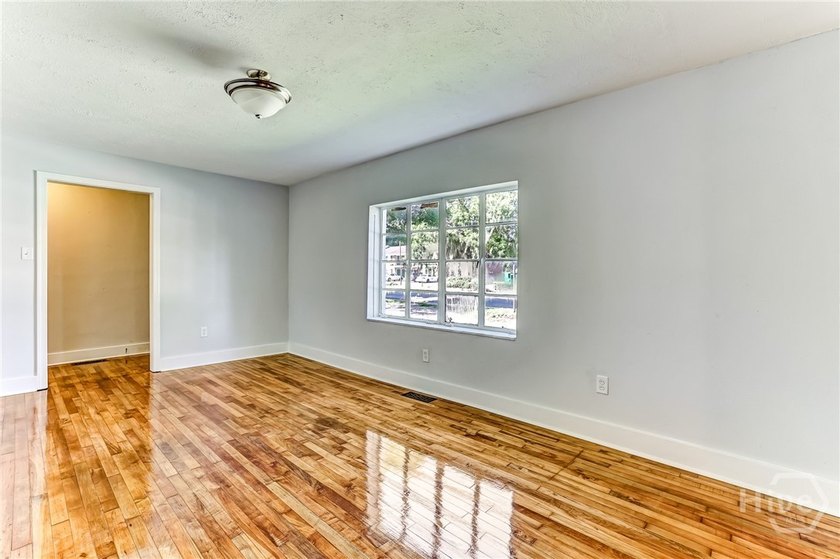 Motivated Seller offers Gordonston home with lots to offer - photo 11