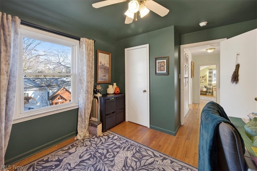 Welcome to this beautifully updated Cape Cod just steps from - photo 24