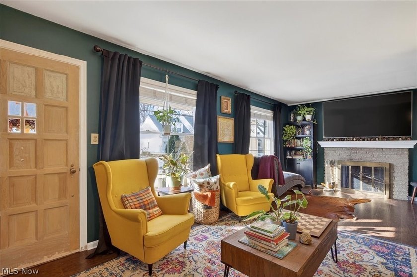 Welcome to this beautifully updated Cape Cod just steps from - photo 30