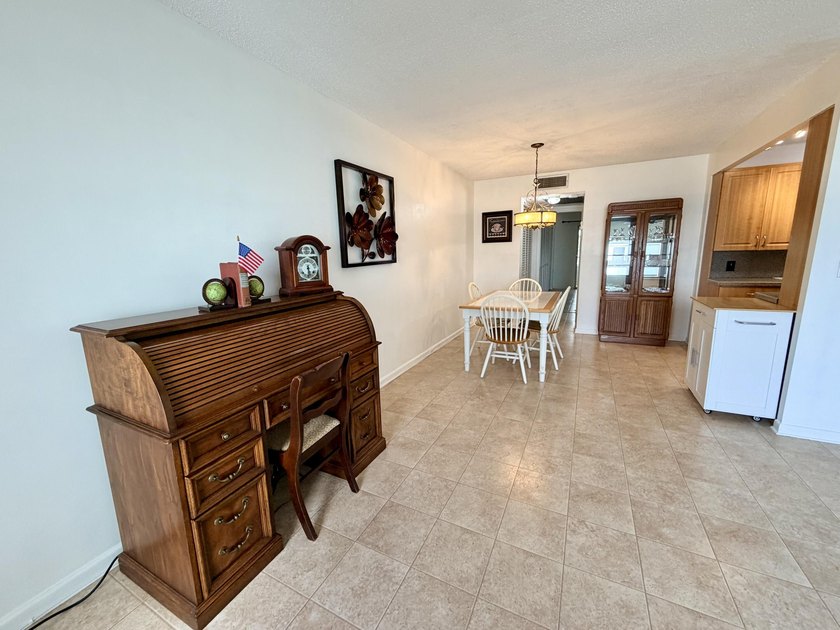 Discover easy Florida living in this beautifully maintained - photo 23