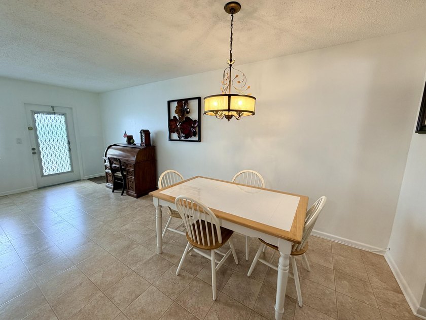 Discover easy Florida living in this beautifully maintained - photo 25