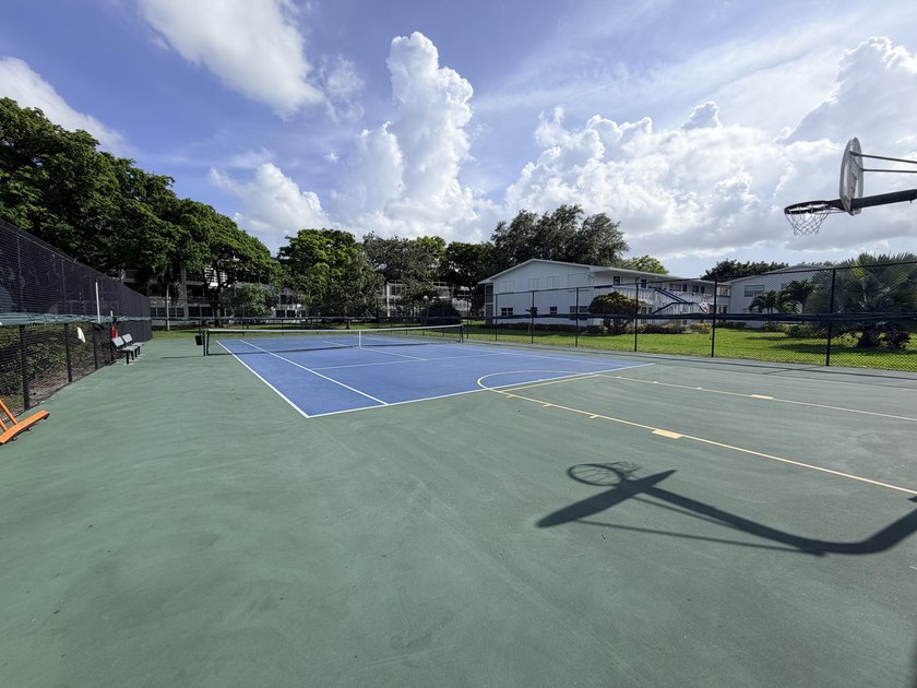 Discover easy Florida living in this beautifully maintained - photo 34
