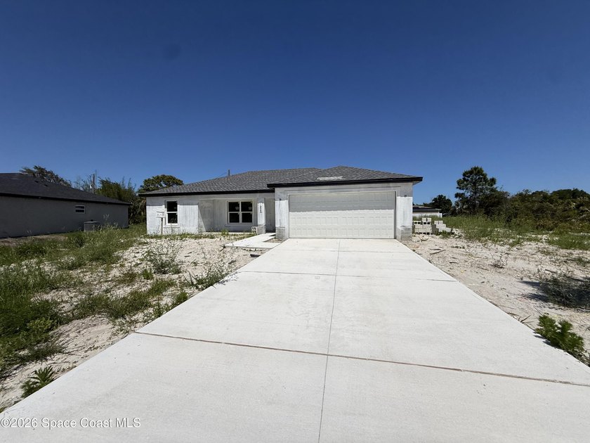 Beautiful new construction 3-bedroom, 2-bath home with estimated - photo 10