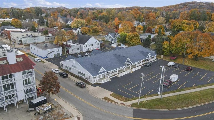 Looking for a building with a lot of growth potential? Here is - photo 8