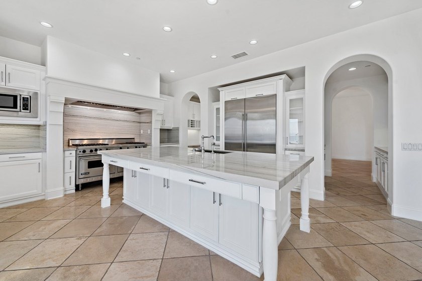 Stunning 180-degree, panoramic ocean, Catalina &amp; sunset views - photo 18