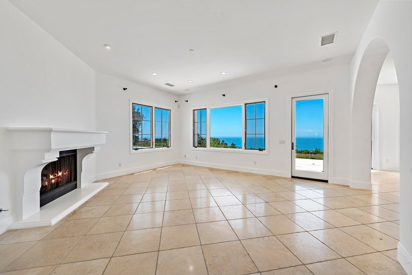 Stunning 180-degree, panoramic ocean, Catalina &amp; sunset views - photo 21