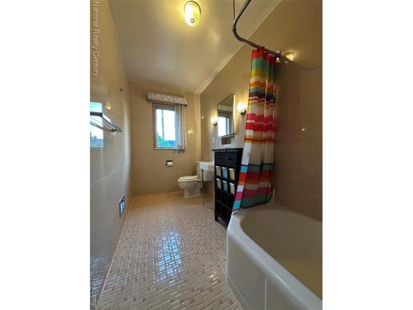Be the next to own this beautifully preserved Frank H. Wright - photo 22