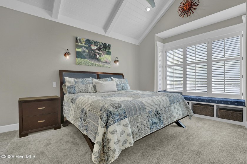 Welcome to this enchanted custom-built gem with an Energy Star - photo 23