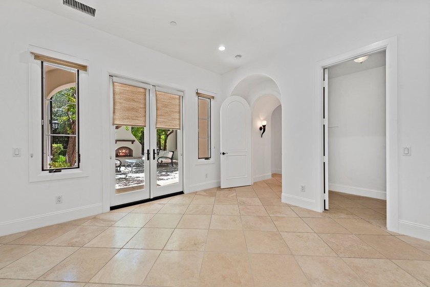 Stunning 180-degree, panoramic ocean, Catalina &amp; sunset views - photo 25
