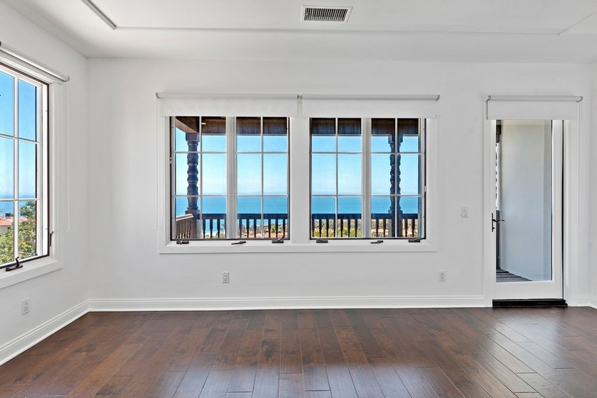 Stunning 180-degree, panoramic ocean, Catalina &amp; sunset views - photo 30