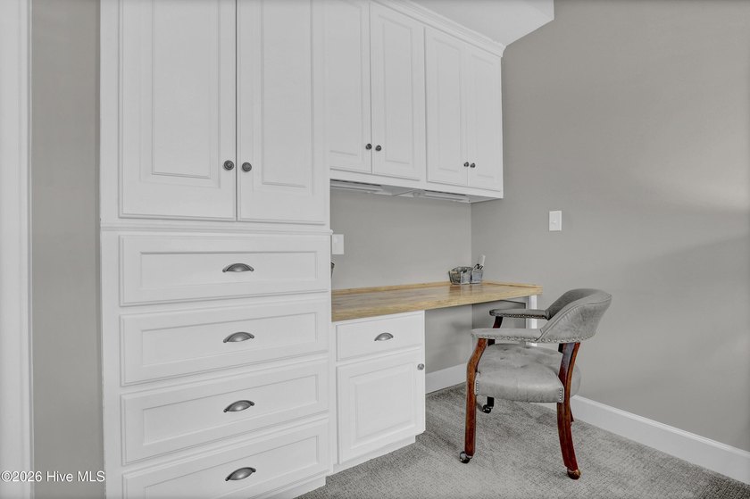 Welcome to this enchanted custom-built gem with an Energy Star - photo 33