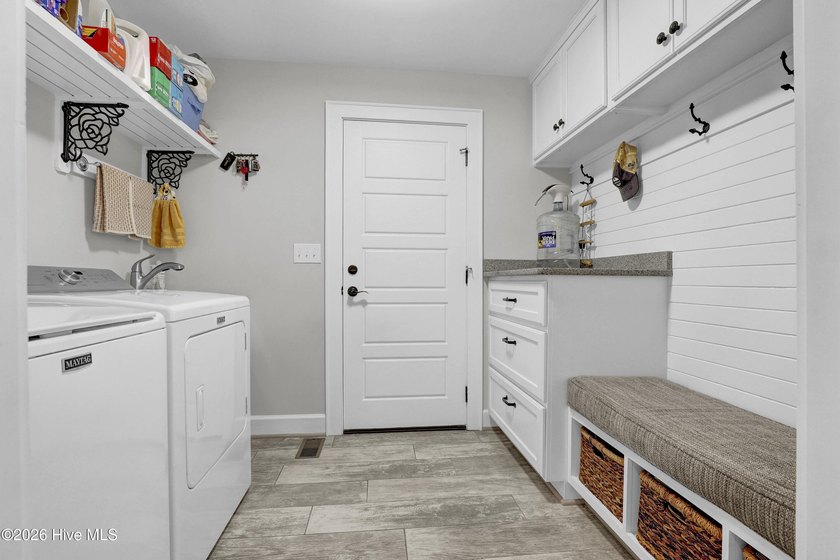 Welcome to this enchanted custom-built gem with an Energy Star - photo 40