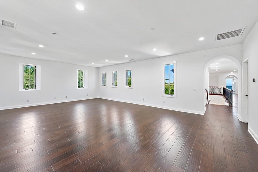 Stunning 180-degree, panoramic ocean, Catalina &amp; sunset views - photo 42