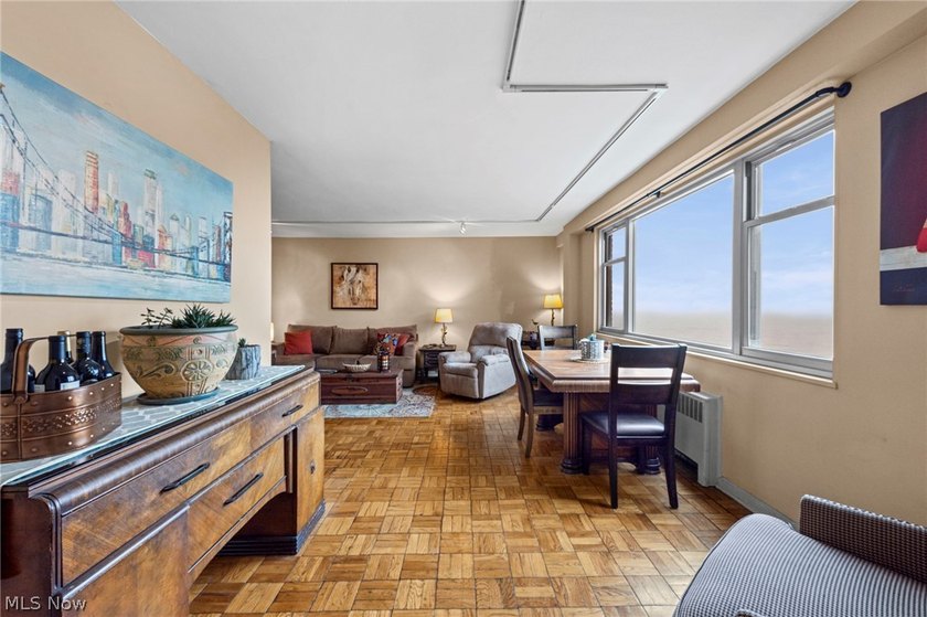 Experience breathtaking, panoramic views of Downtown Cleveland - photo 14