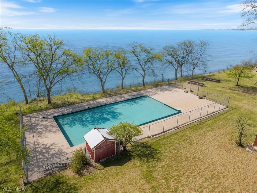 Experience breathtaking, panoramic views of Downtown Cleveland - photo 30
