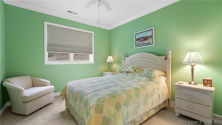 Walk-in 3 bedroom, 3 bath condo at Summer Place with no stairs - photo 22