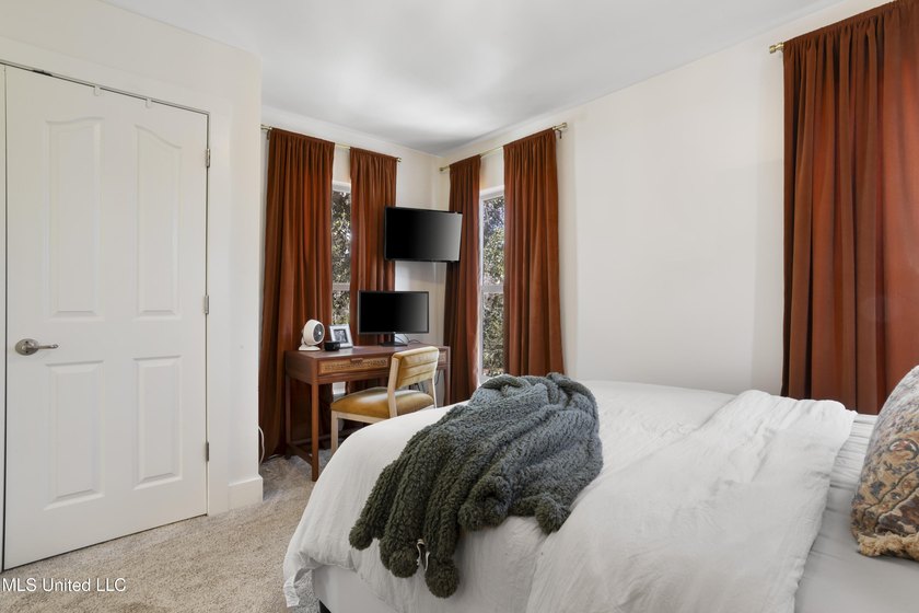 Welcome to 2207 Government St #17, beautifully renovated in 2022 - photo 23