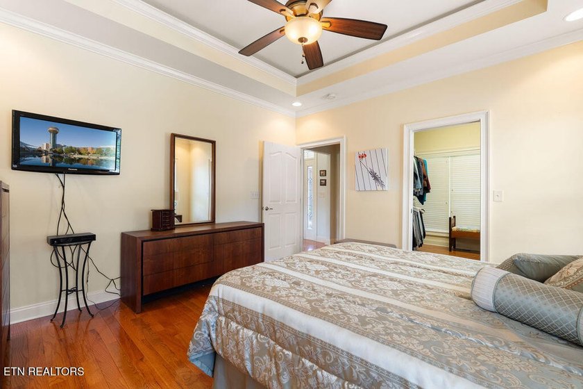 **FIRST TIME ON MARKET.** Beautiful GOLF FRONT with Amazing - photo 21
