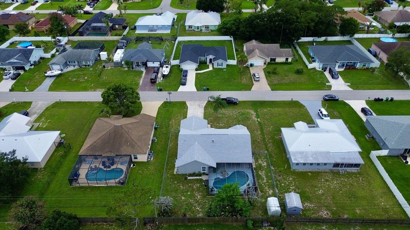 Your Florida Home is Move-In Ready and Loaded with Upgrades! - photo 21